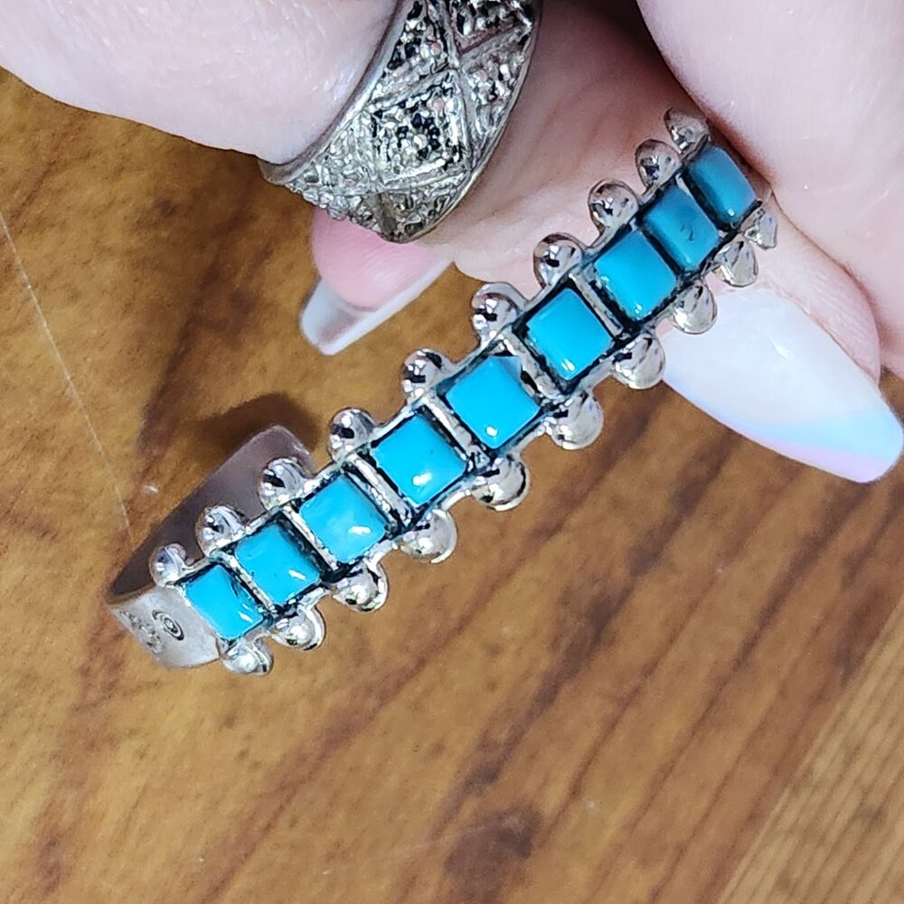 Vintage Womens Turquoise & Silver  Cuff Bracelet